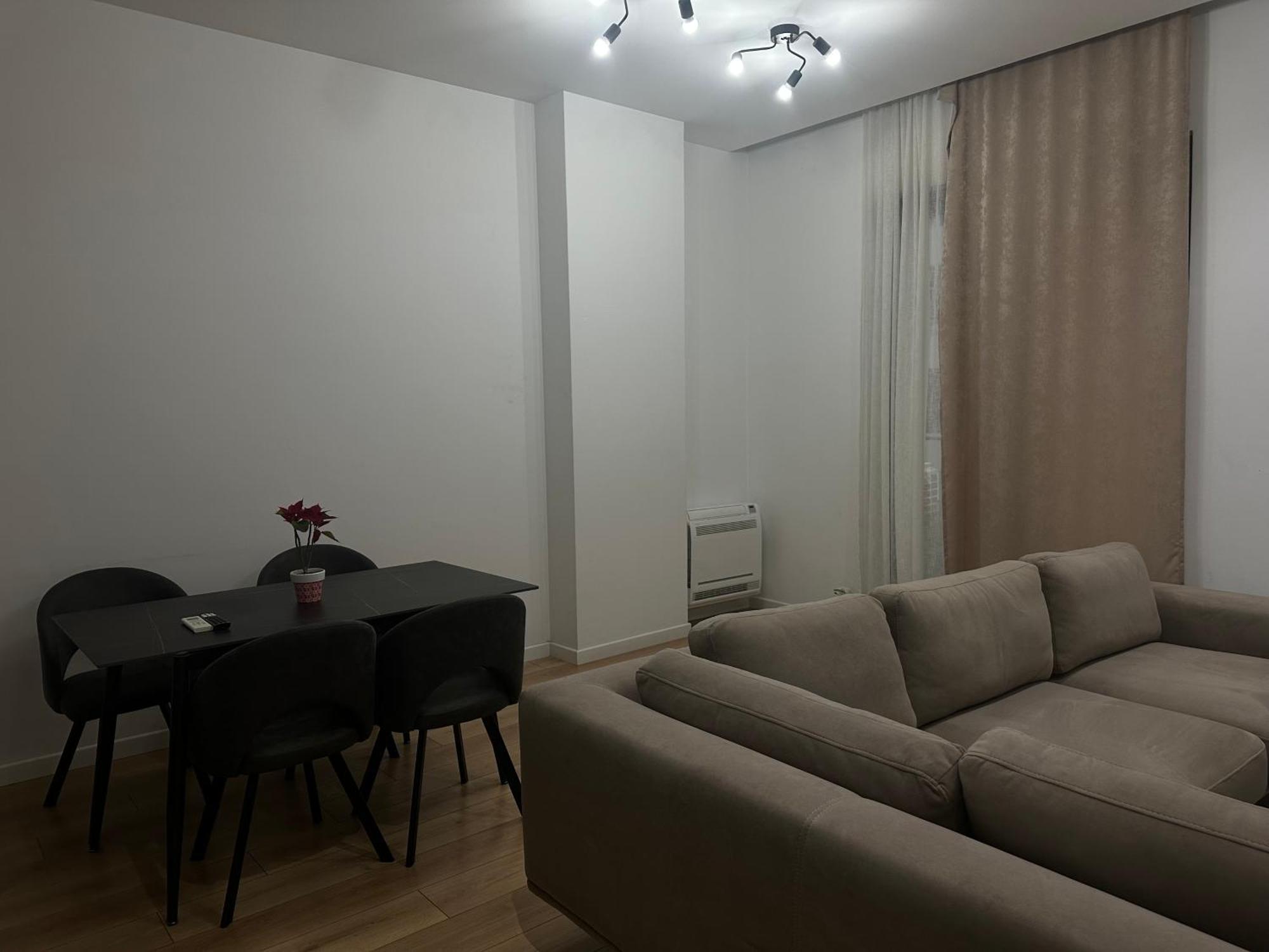 Free Parking Tirana Modern Escape Lejlighed Eksteriør billede